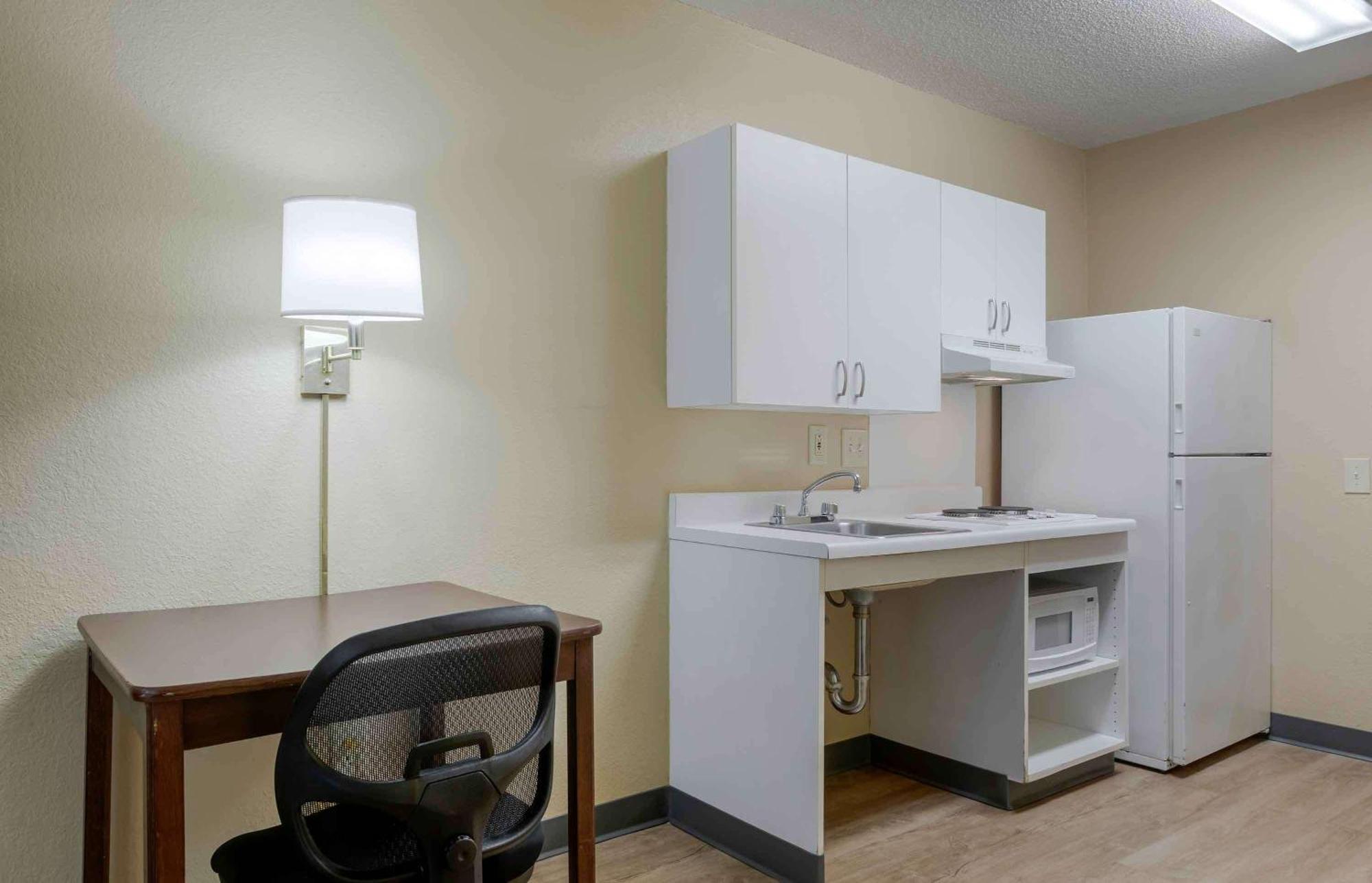 Extended Stay America Suites - Sacramento - Розвилл Экстерьер фото